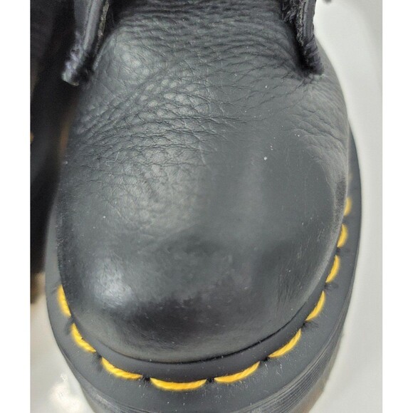 Dr Martens Devon Heart boots in black - Picture 5 of 11
